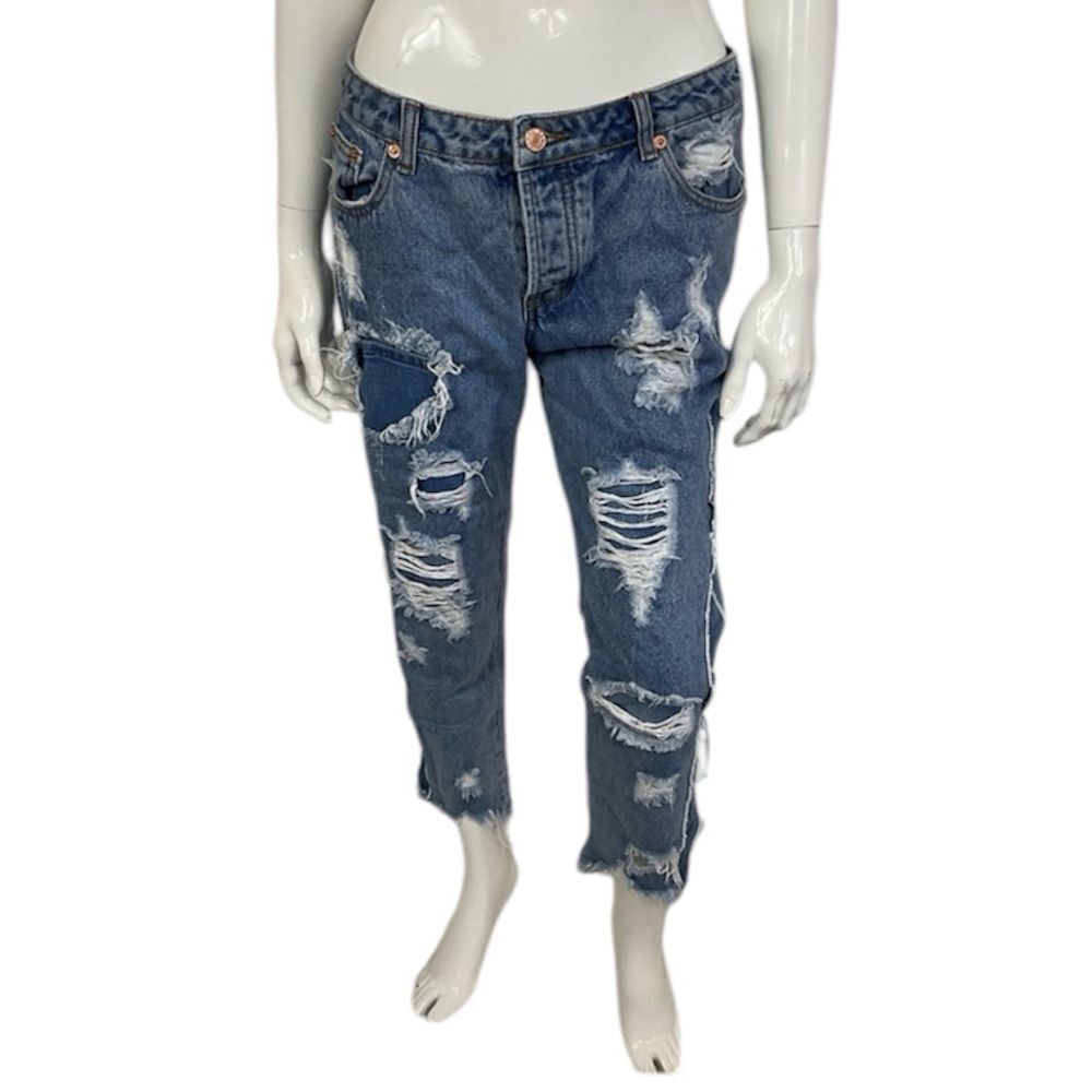 Caffeine Blue Medium Wash High Rise Distressed Denim Cropped Boyfriend Jeans  L